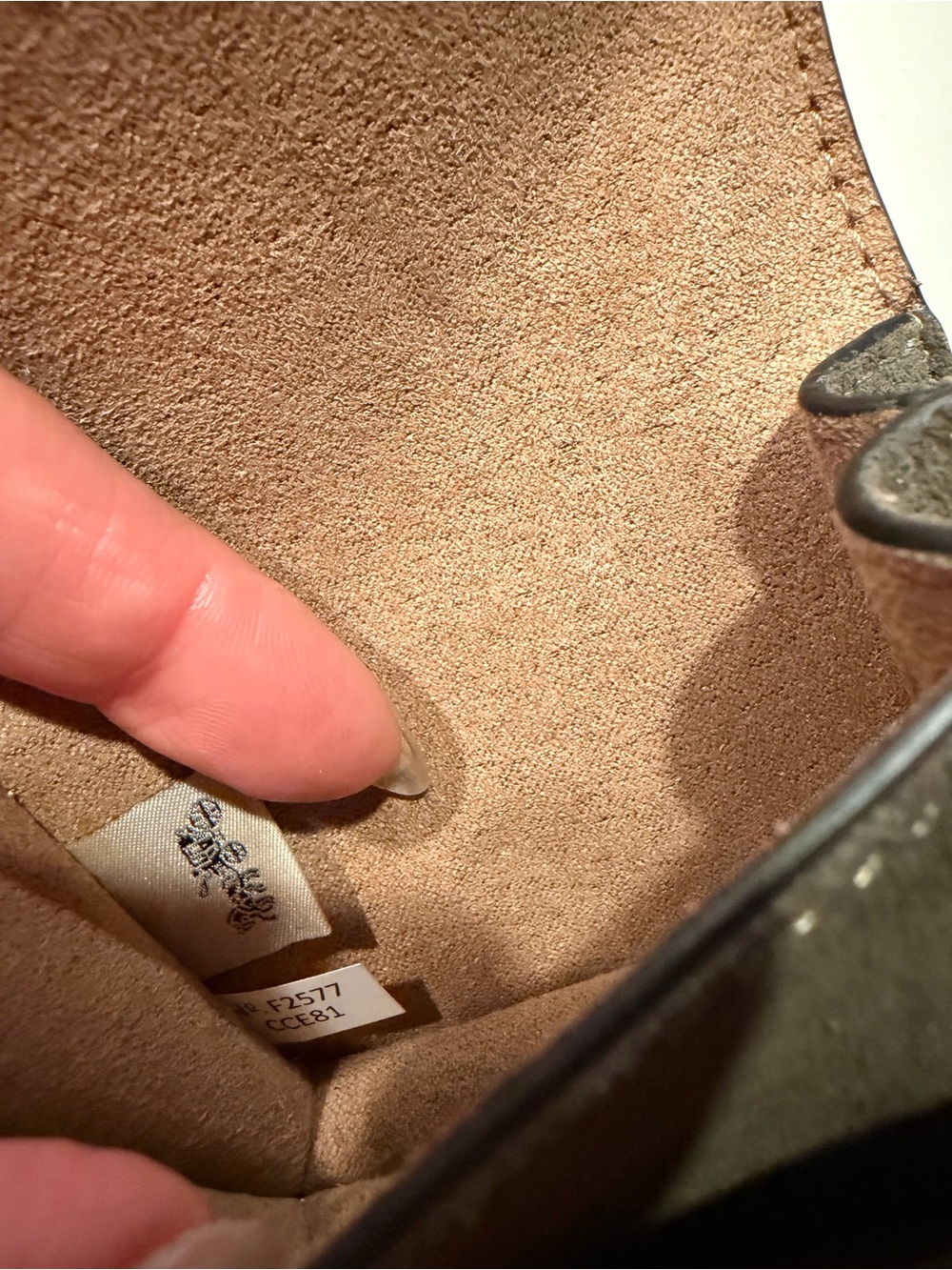 Mini NWT Coach Pocket Wallet in Olive green Suede with Signature Canvas - Picture 7 of 8